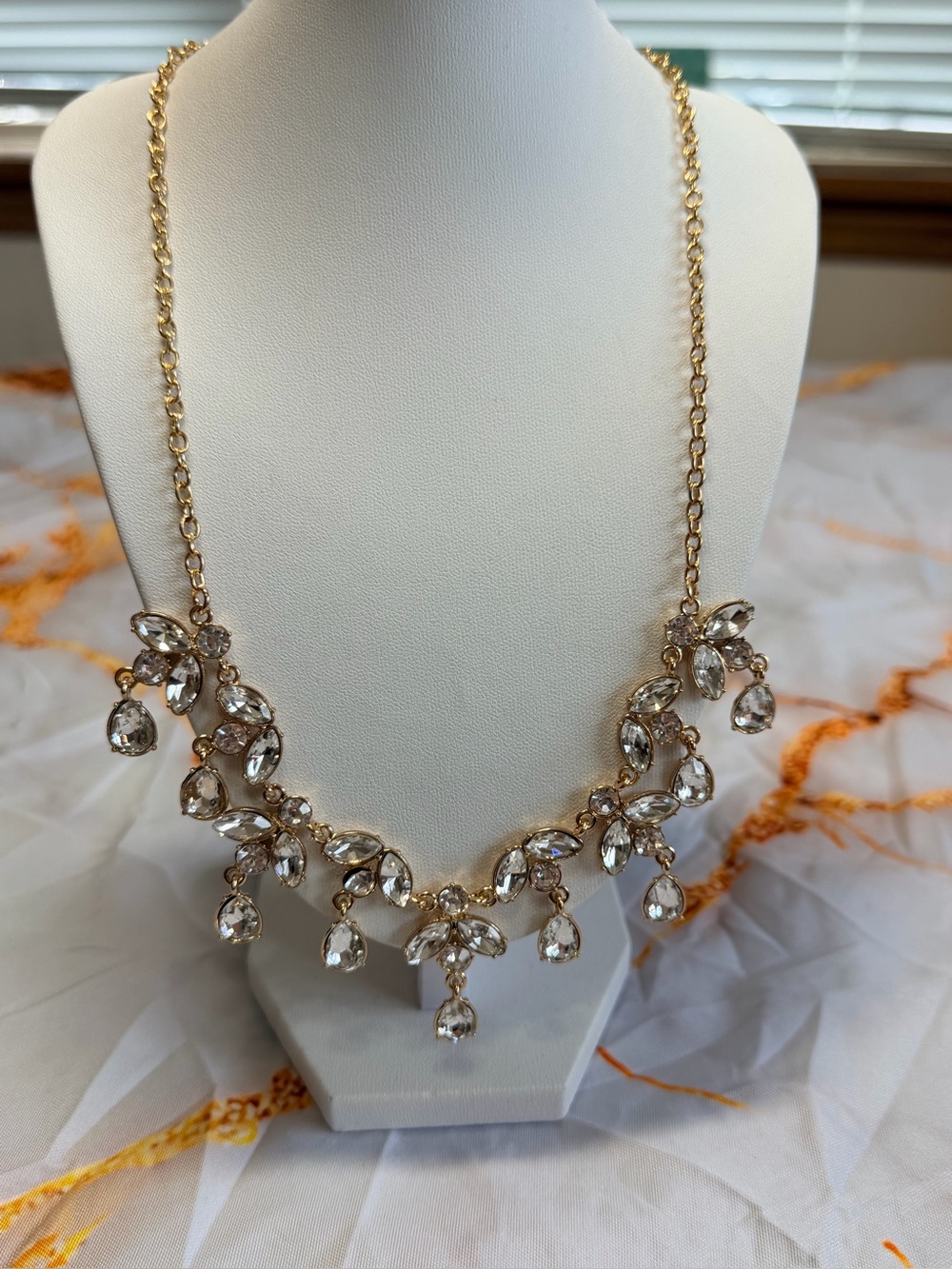 Vintage Royale Necklace and Earring set NWT